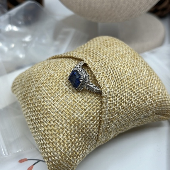 Sterling Silver 925 💎 Blue Sapphire CZ Halo Ring - Size 7 - Picture 9 of 17
